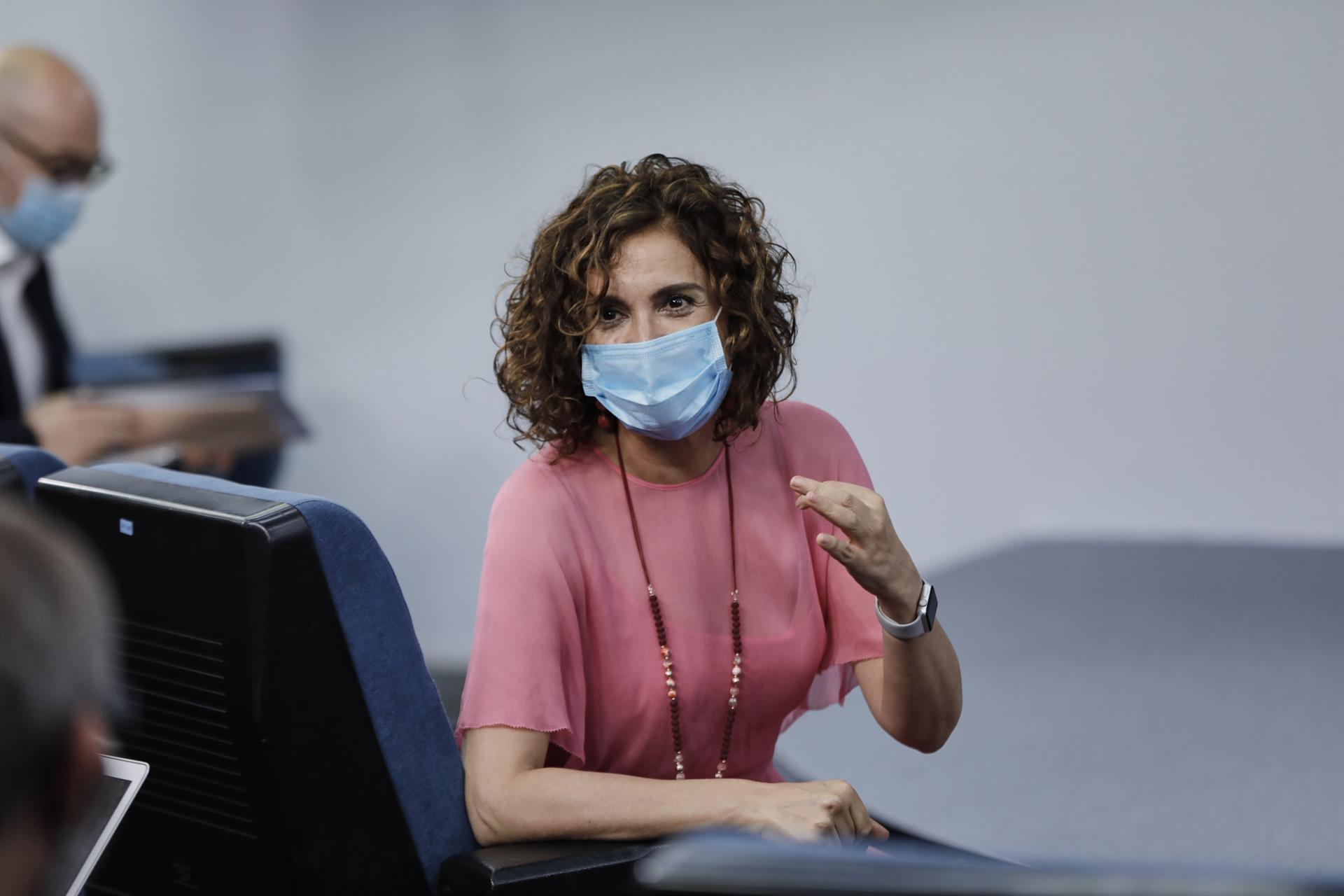El Gobierno transforma en decreto ley el acuerdo sobre remanentes de la FEMP y se votará en el Congreso