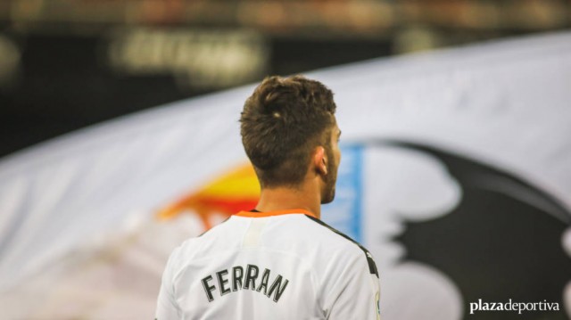 Un mercado de fichajes movido arranca para el Valencia