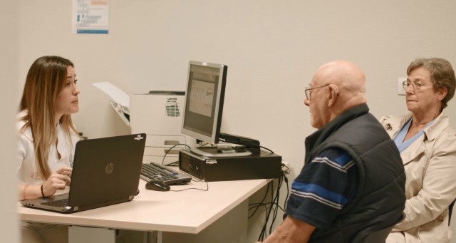 Ribera Salud implementa herramientas para la comunicación con pacientes con diversidad funcional