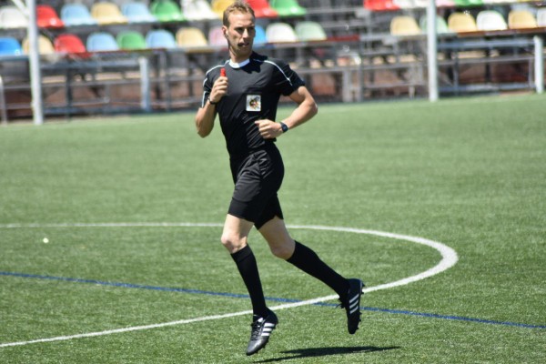 Los árbitros murcianos Sánchez López y Roca Robles suben a Segunda y Segunda B