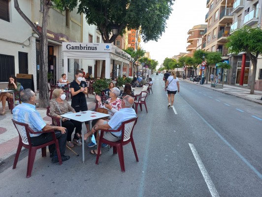 Benicàssim suma el jueves el cierre de la calle Santo Tomás y Castelló para impulsar el sector hostelero