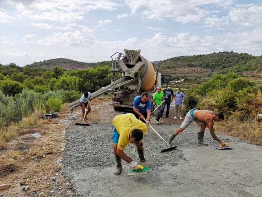 138 personas desempleadas trabajan este verano en la mejora de las zonas rurales en la Vall d'Uixó