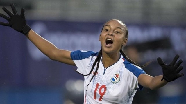 Lineth Cedeño, delantera internacional de Panamá, ficha por el Alhama CF ElPozo