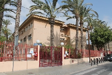 Otro inicio de curso en Elche con críticas: ahora por la falta de infraestructuras, docentes y novedades del Edificant