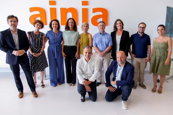 El director de la Cátedra Industria 4.0 de la UJI participa en los coloquios de la AVI