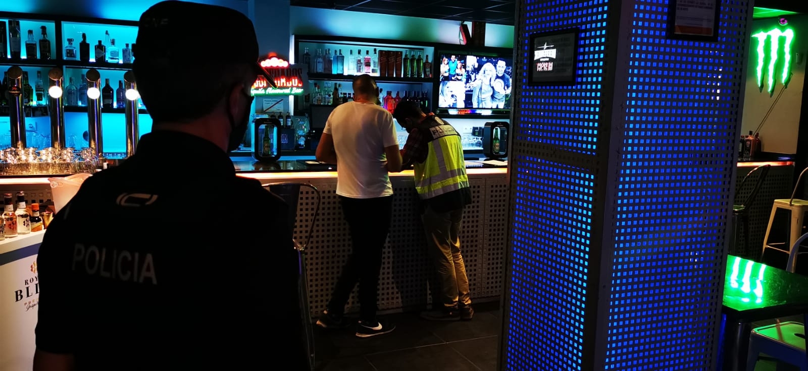 La Policía de la Generalitat inspecciona 55 locales de ocio en Castelló, Vila-real y Onda 