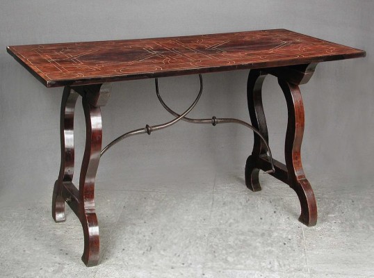 El mundo del mueble antiguo y su jerga: de la 'boda' a la 'papelera'