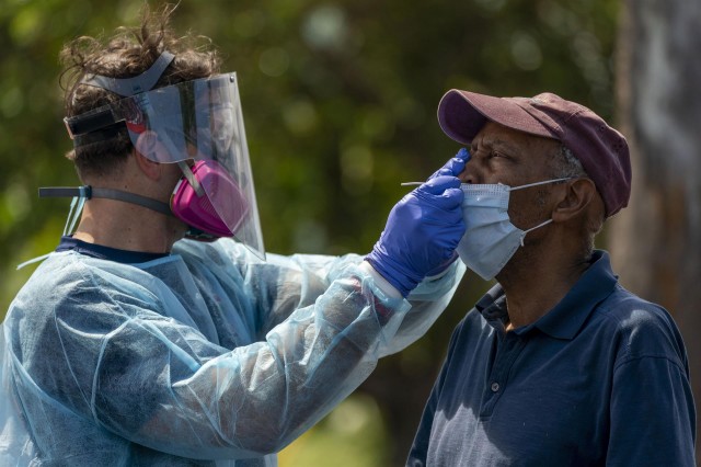  La pandemia supera los 17,6 millones de contagios y roza los 680.000 muertos en todo el mundo