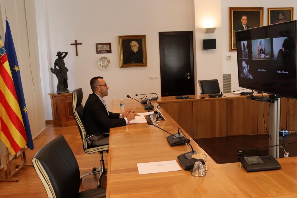 Vila-real reabrirá el pabellón Llorens y la piscina Aiguasalut a pesar de las dificultades económicas