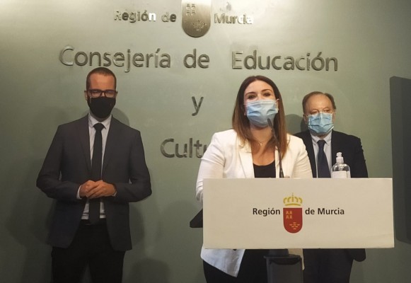 Educación apuesta por la digitalización: repartirá 17.000 tabletas y 23.000 ordenadores 