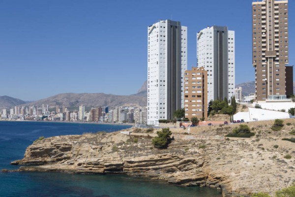 Sin acuerdo entre las partes: planea de nuevo la demolición de las torres de Punta Llisera