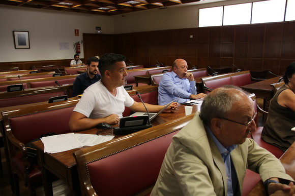 Mulet urge al Gobierno a acelerar el sellado definitivo del Castor, que 