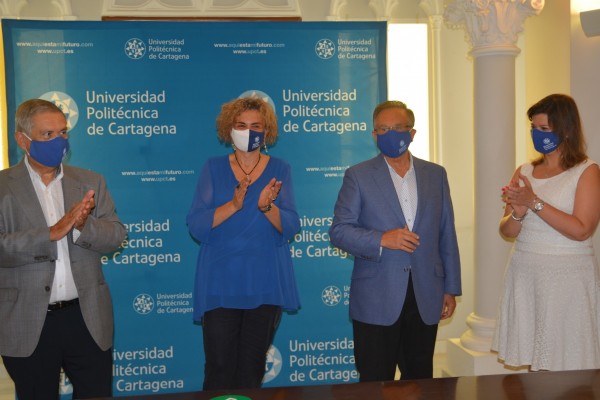 Granjas porcinas sostenibles y uso eficiente de purines, un nuevo reto para Cefusa y UPCT