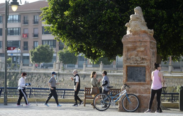 Murcia concentra el 40% de los positivos por covid-19 de toda la Región