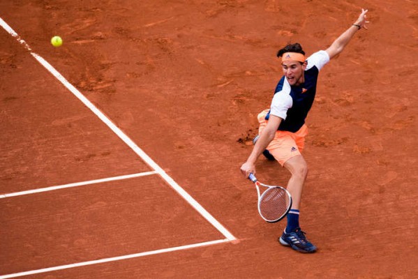 Thiem vence a Djokovic y se medirá con Nadal en semifinales