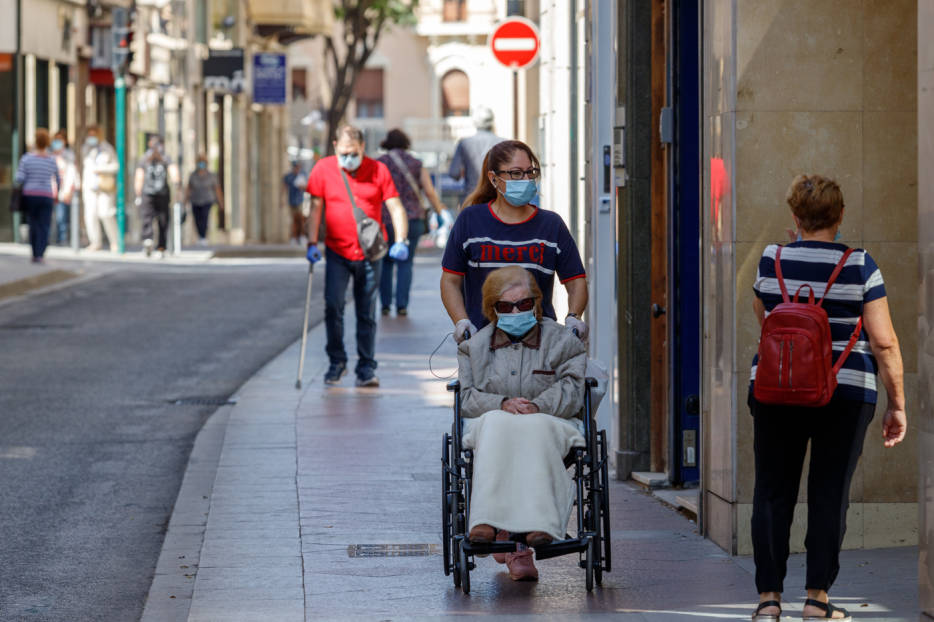 El alcalde de Elche y Ana Barceló piden a la ciudadanía que vigilen los encuentros ante el aumento de casos