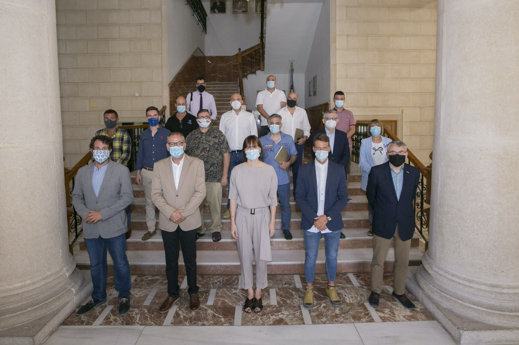 Frente común para combatir la crisis sanitaria en Gandia 