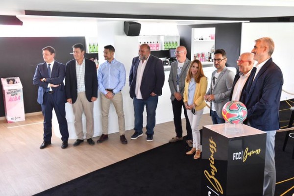 Rebeca García, directora general de un Cartagena que tiene a Ferrer y Bernal como vicepresidentes