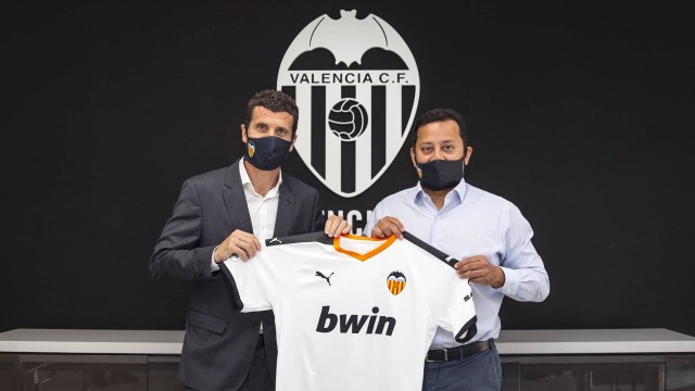 Javi Gracia, tercer técnico español consecutivo en el Valencia
