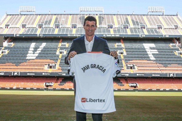 Javi Gracia da las primeras 'pinceladas' del futuro Valencia CF