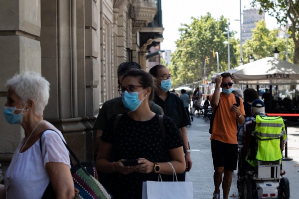  Simón informa de 361 brotes activos y duda que España esté ya en una segunda ola de contagios