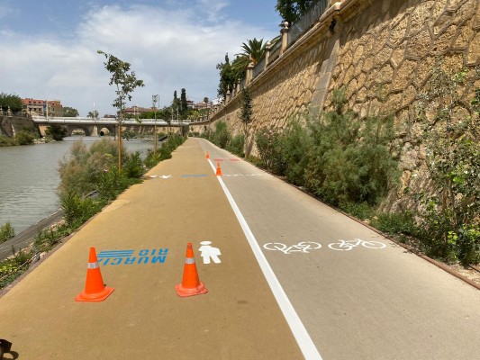 Peatones y ciclistas ya tienen sus caminos para transitar por la margen izquierda del Segura en Murcia