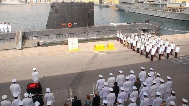 El submarino Siroco, de la Armada, sale a la venta: por 100.000 euros puede ser suyo