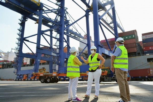 La Generalitat adquiere productos sanitarios para 