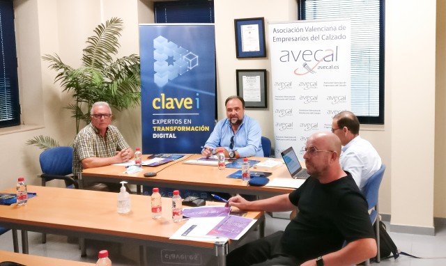 El calzado busca el impulso de sus empresas con la introducción del blockchain en sus procesos internos 