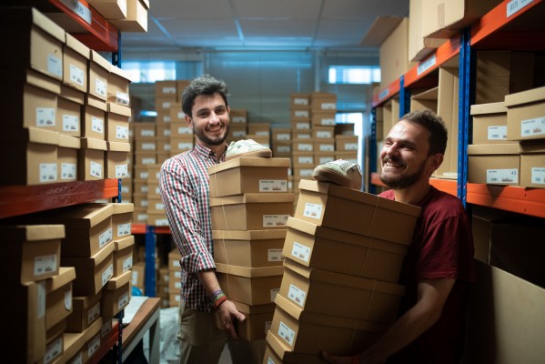 Lanzadera catapulta las ventas de Timpers, las zapatillas diseñadas por ciegos 'made in Alicante'