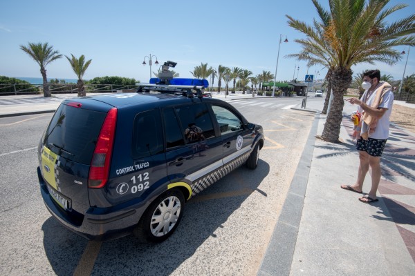 Elche 'tensa' la ciudad para evitar más brotes: control en el ocio y casi 500 multas en 5 días por no llevar mascarilla