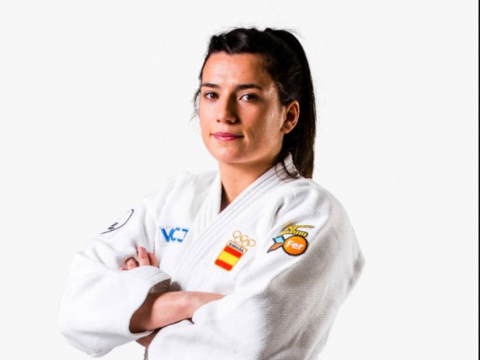 Ana Pérez Box: 