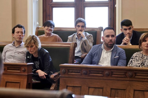 El Fadrell investiga la labor de la Policía Local en el desahucio y Compromís rompe el pacto de silencio