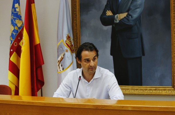 Dolón anuncia que reinicia el procedimiento de exposición pública de los presupuestos tras el auto del juzgado