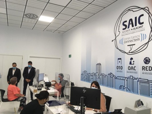Alicante implanta una oficina de atención al ciudadano en Séneca y prevé otra en la Zona Norte