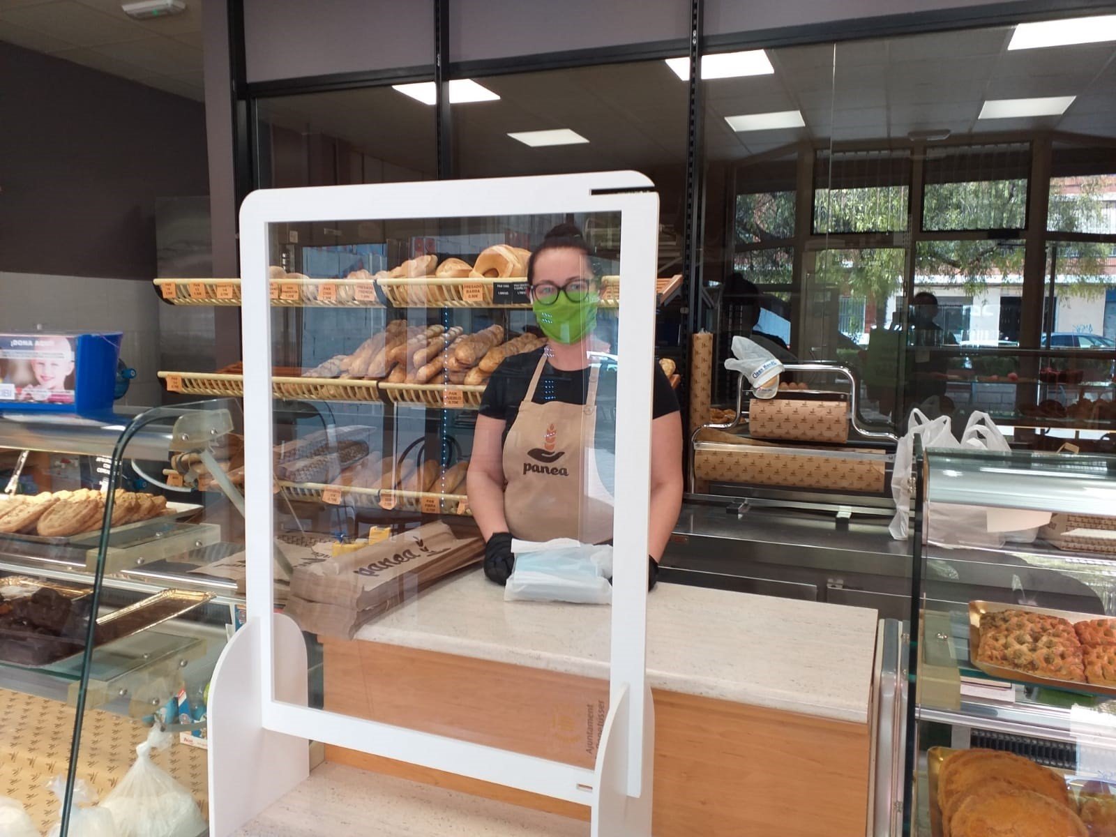 La Comunitat Valenciana es la tercera con más contratos en comercio realizados en junio