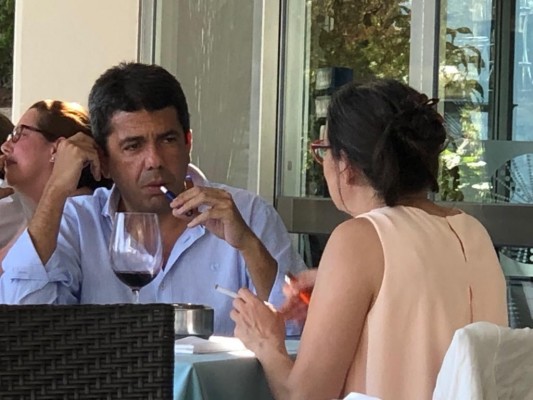 Mazón y Oltra fuman la pipa de la paz en Altea 