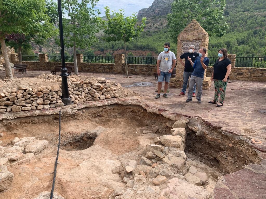 Un equipo de arqueólogos saca a la luz restos del antiguo Palacio de Argelita 