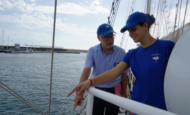 El buque-escuela Cervantes Saavedra 
y el Oceanogràfic presentan la primera Travesía Planeta Azul