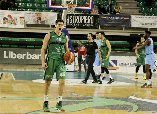 El HLA Alicante incorpora al pívot vasco Jorge Bilbao
