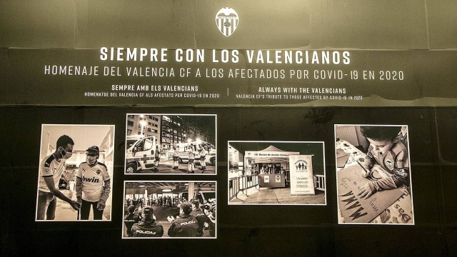 Mestalla descubre el mural en memoria de los afectados por el COVID-19