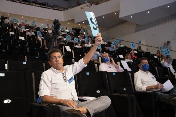 El PP no desvela la fecha de la censura de La Torre; el PSPV duda de su legalidad por los no adscritos