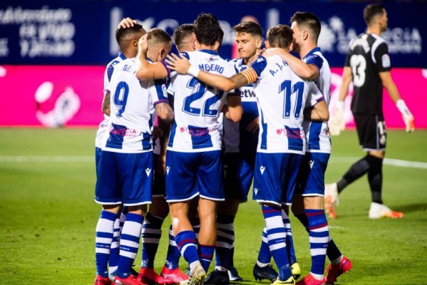 El Levante se quedó con ganas de algo más que la permanencia