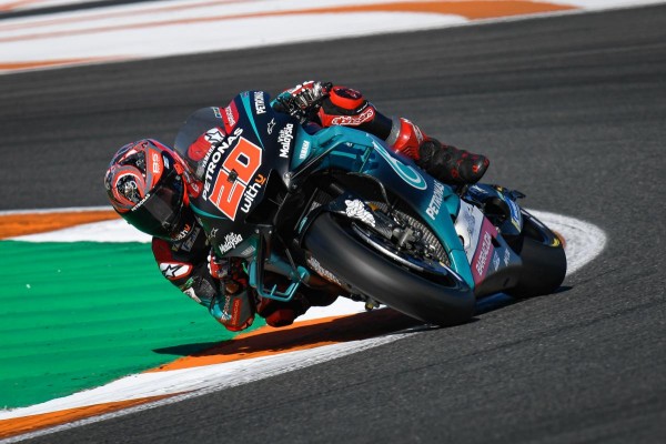 Primera victoria de Quartararo, épica remontada de Márquez, hasta la caída