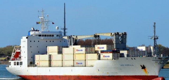 El puerto de Castellón completa la recepción de 2.500 toneladas de naranja argentina
