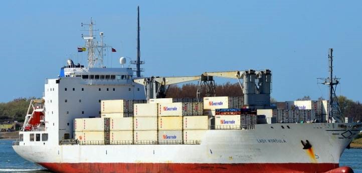 El puerto de Castellón completa la recepción de 2.500 toneladas de naranja argentina