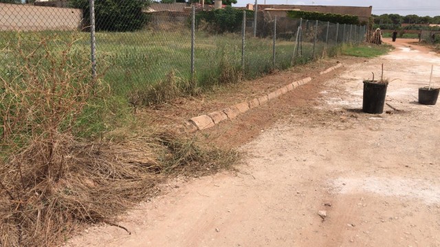 Los vecinos de Los Urrutias claman contra 