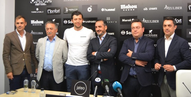 El proyecto de Montesinos reaviva al Castellón con dos ascensos en tres temporadas