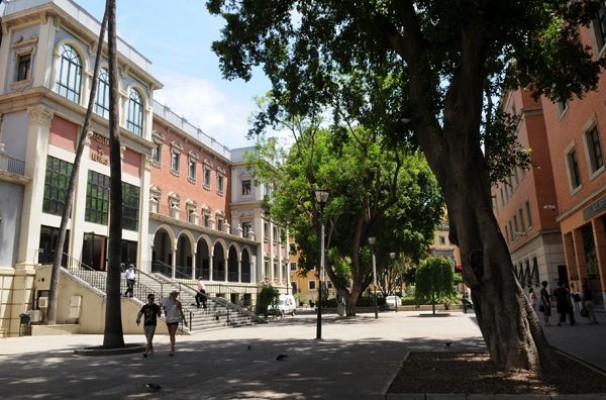 La UMU se 'rearma' ante casos de coronavirus en sus aulas