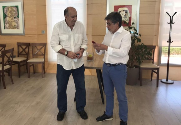 Juan Herrera, leyenda regional, recibe la insignia de oro del Real Murcia CT 1919